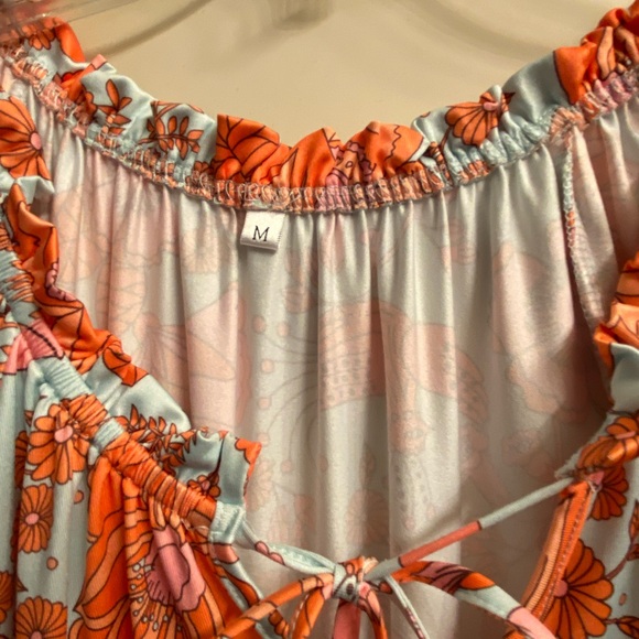 Short dress - Picture 2 of 2